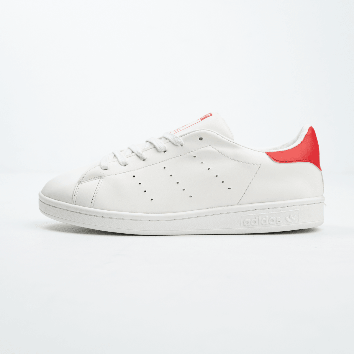 Adidas Stan Smith Shoes - Elegance and Comfort Combined